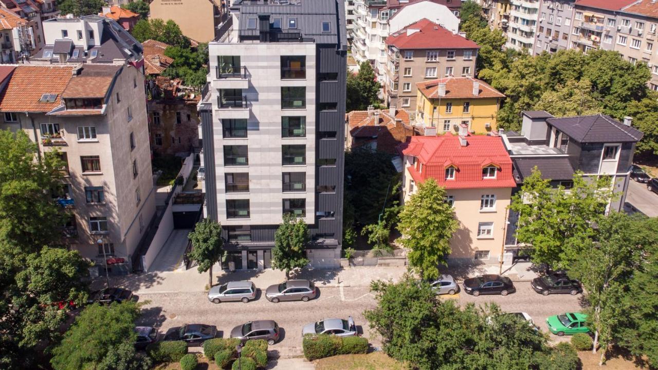 Modern And Spacious Apartments In The City Centre Sofia Exterior photo